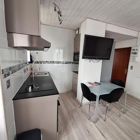 Superbe - La Fresnaie - Studio Rénové proche Hyper Centre Les Rousses Extérieur photo