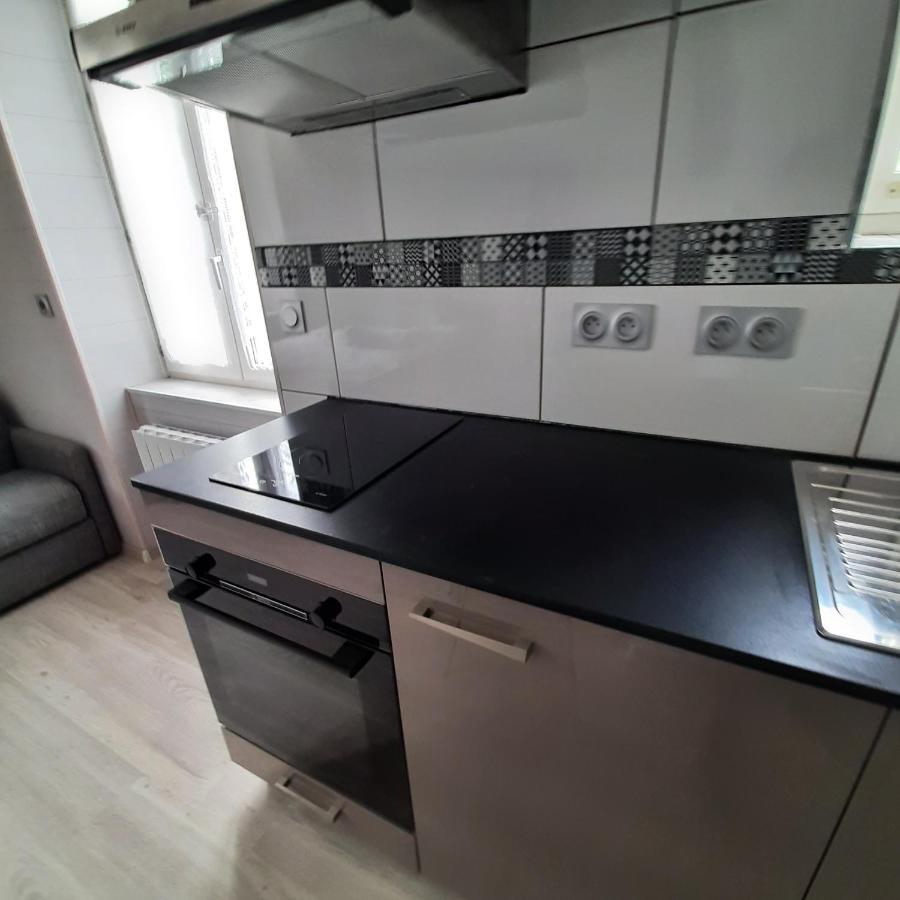 Superbe - La Fresnaie - Studio Rénové proche Hyper Centre Les Rousses Extérieur photo